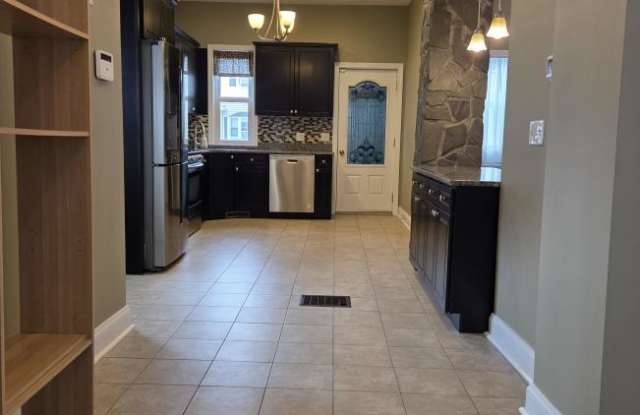 8 Tacoma photos photos