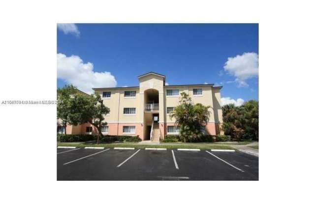 3640 N 56th Ave - 3640 North 56th Avenue, Hollywood, FL 33021