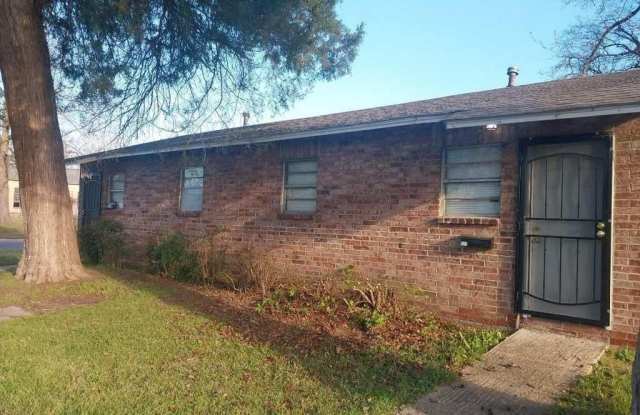 521 W 2nd Street photos photos