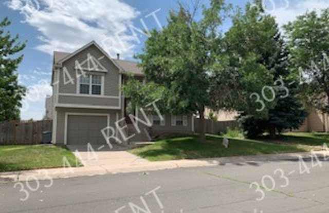 Large 3 Bedroom 2 Bathroom located in Green Valley Ranch photos photos