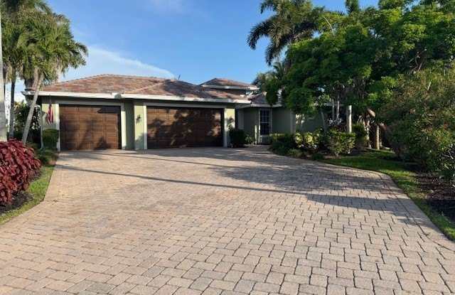 4862 Conover Court photos photos