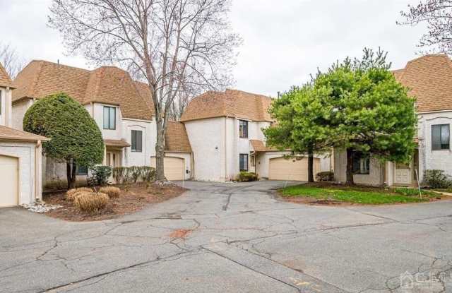 71 Park Gate Drive - 71 Park Gate Drive, Middlesex County, NJ 08820