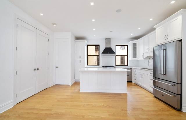61 Eastern Parkway Gallery 3