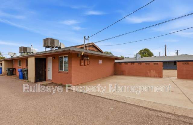 2245 W. Glenrosa Ave. Gallery 4