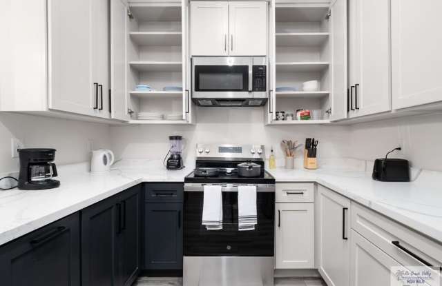 3569 HIDALGO CIR Gallery 2