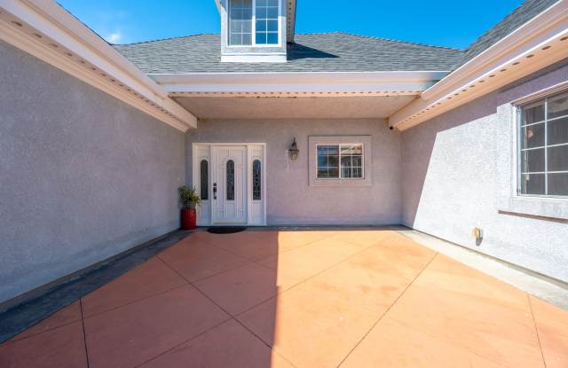4375 Rustic Way Gallery 3