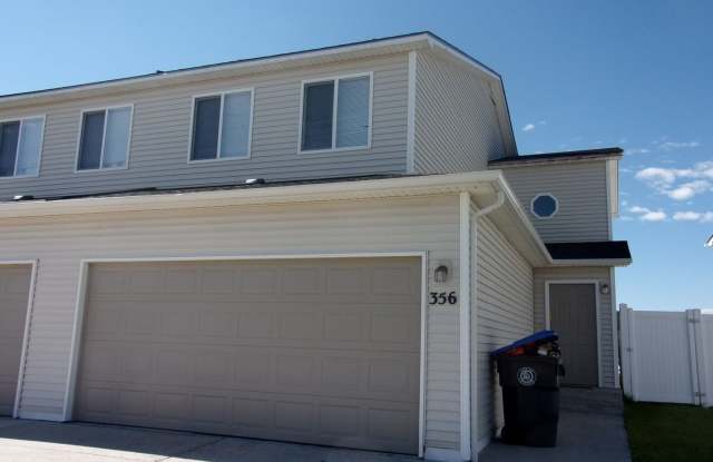 356 Maddies Way - 356 Maddies Way, Cheyenne, WY 82007