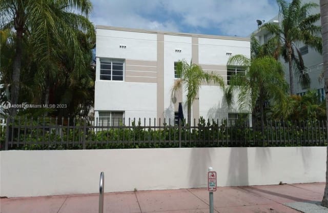 345 Collins Ave - 345 Collins Avenue, Miami Beach, FL 33139