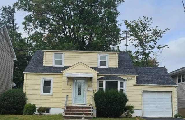 600 Fernwood Ter - 600 Fernwood Terrace, Linden, NJ 07036 600 Fernwood Ter - 600 Fernwood Terrace, Linden, NJ 07036