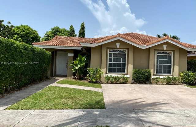 14767 SW 141st Ter photos photos
