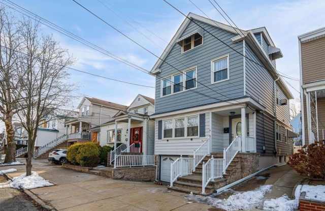 102 WEST 43RD ST photos photos