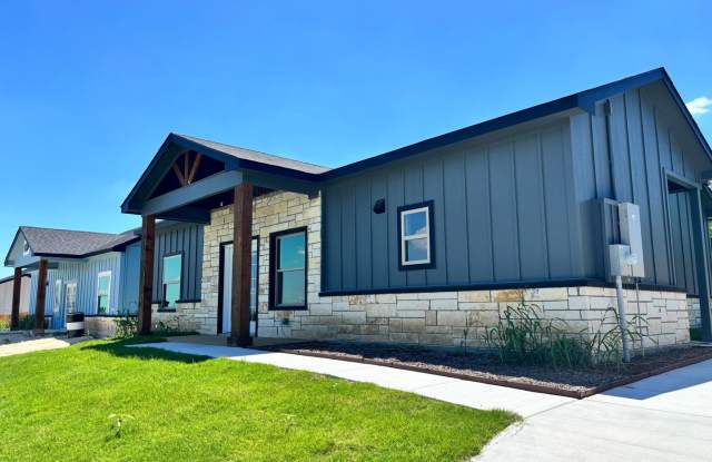 Brand New Construction | 3BD + Office | 2BA | 1,300 Sq Ft | Azle, TX photos photos