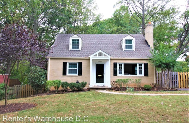 7006 Aronow Dr - 7006 Aronow Drive, West Falls Church, VA 22042