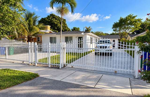 1932 NW 18th St Gallery 1