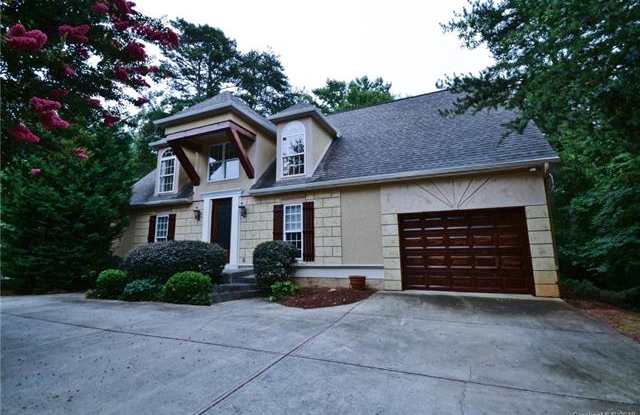 20230 Sportsman Drive Gallery 2