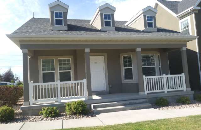 Gorgeous 5 Bedroom 3 Bathroom home in Lehi photos photos
