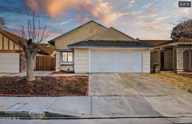 37654 Melton Avenue photos photos