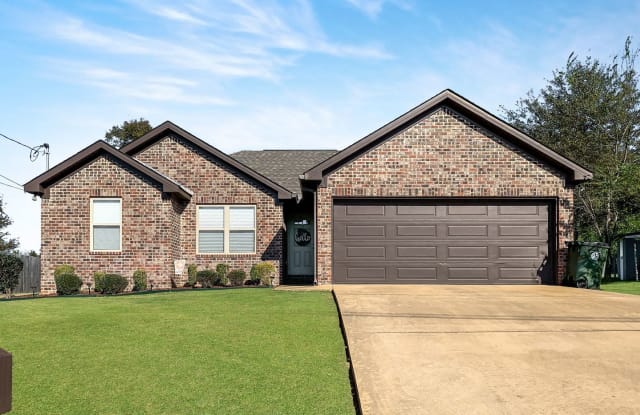 1201 17th Avenue E - 1201 17th Avenue East, Tuscaloosa, AL 35404
