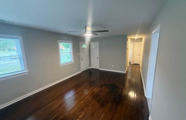 newly renovated 3-bedroom 1 bath ranch style house Gallery 4