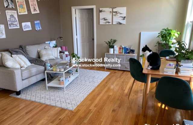 949 Dorchester Ave. photos photos