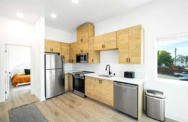 2110 Drescher street Gallery 4