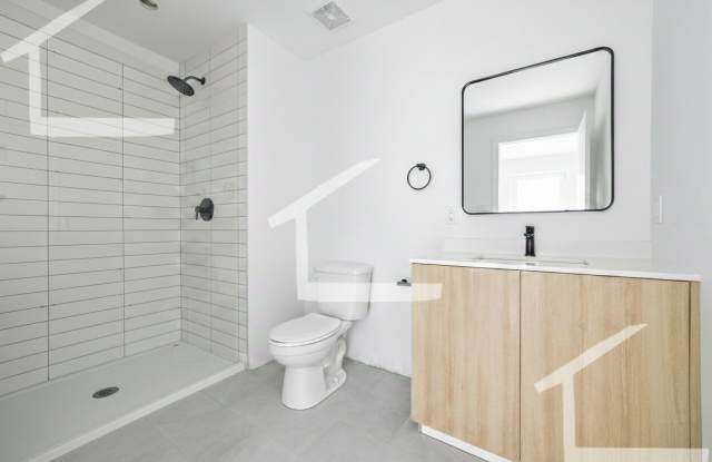 Huge luxury  unit in Allston Gallery 4