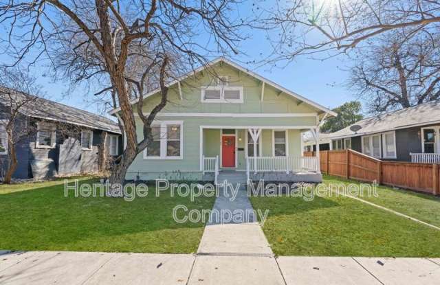 1106 West Summit Avenue photos photos