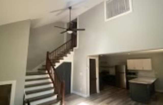 122 South Washington Street - 3 photos photos