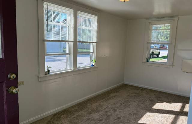2 Bed 1 Bath Gallery 3