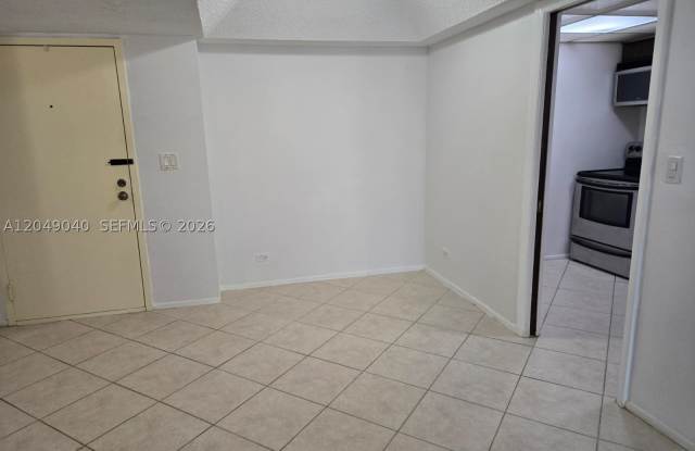 3690 Inverrary Dr Gallery 2