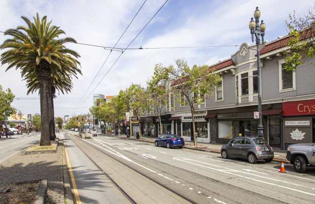 2339 MARKET Street Gallery 4