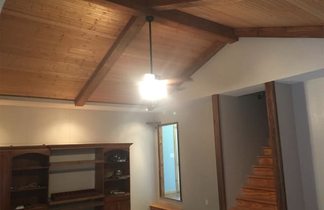 1202 N College - 1202 North College Avenue, Clarksville, AR 72830