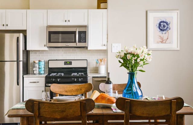 Alden Park Luxury Apartments Gallery 3