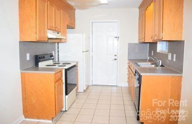 1726 18TH Ave NE, Hickory photos photos