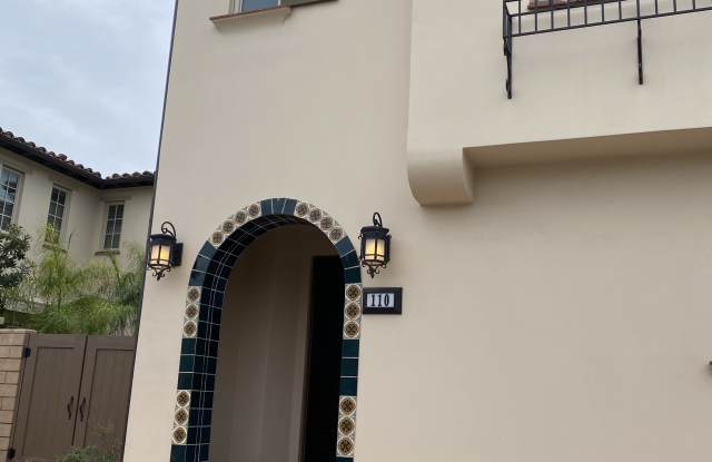 110 Via Murcia Gallery 3