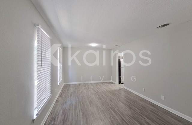 5617 Vista Bonita Drive South Gallery 2