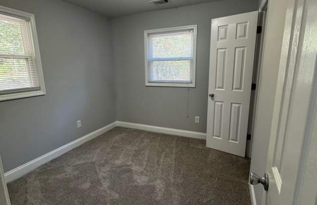 Freshly Updated 4-Bedroom Brick Home with Spacious Yard! 1/2 off 1st months rent Gallery 3