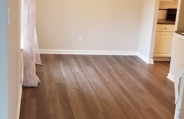 700 Ardmore Ave photos photos