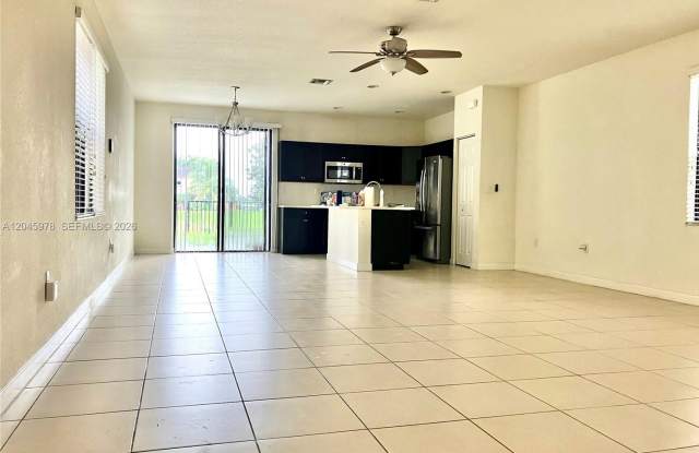 3797 NE 2nd Street, Homestead, FL 33033 - 8000 Gallery 4