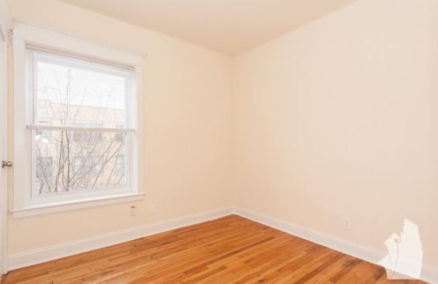 1519 North Kedzie Avenue Gallery 3