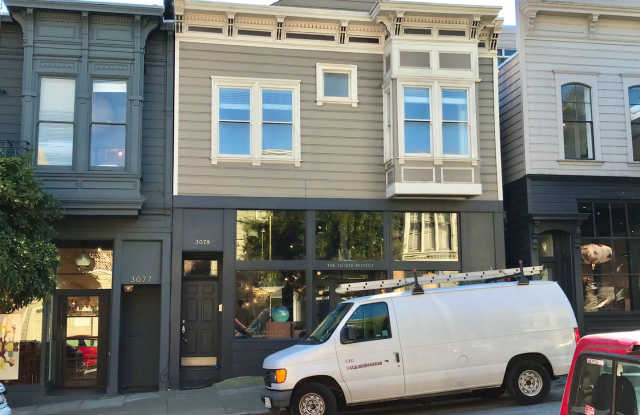 Handsome, Recently Renovated, 3BR/2BA Pac Heights Flat! Laundry! PROGRESSIVE - 3079 Sacramento Street, San Francisco, CA 94115