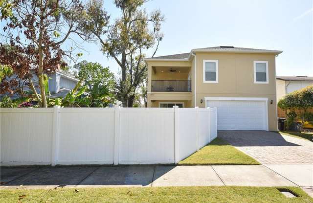 717 LANGSTON COURT Gallery 2
