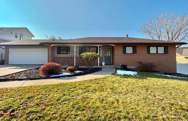 114 South 1000 East Gallery 1