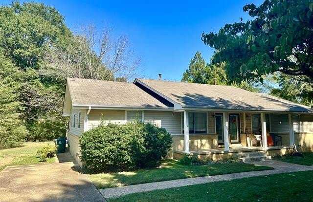 1519 Shelby Circle Gallery 1