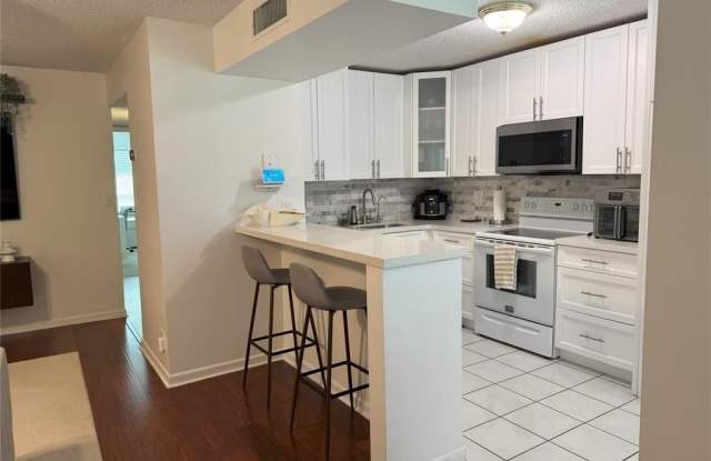5514 Courtyard Dr photos photos