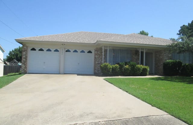 6505 Victoria Ave - 6505 Victoria Avenue, North Richland Hills, TX 76180