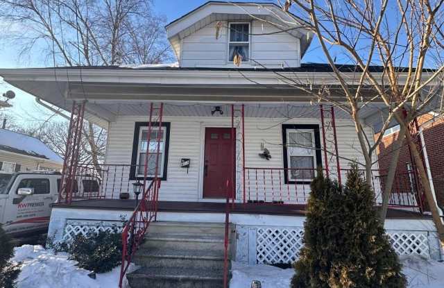 411 ROWAN AVE photos photos