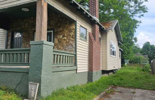 Charm, location and a great price ! Do not pass this up photos photos