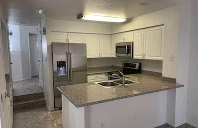 2 bed 2.5 bath in Tempe photos photos