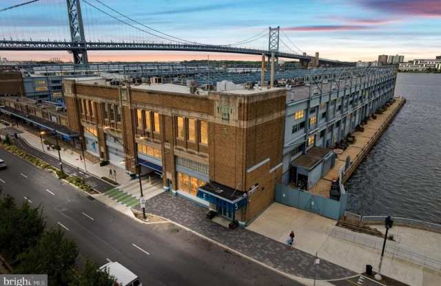 3 N COLUMBUS BOULEVARD - 3 North Christopher Columbus Boulevard, Philadelphia, PA 19106